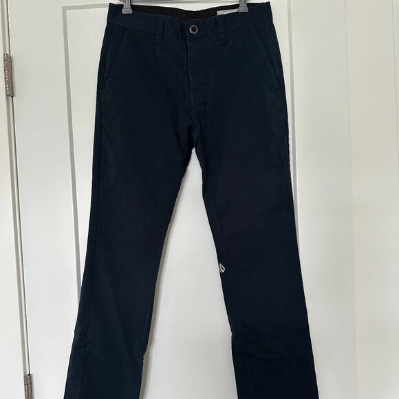Volcom-Navy Blue Modern fit chino pant - Youth size 28 (XL) - Picture 3 of 6